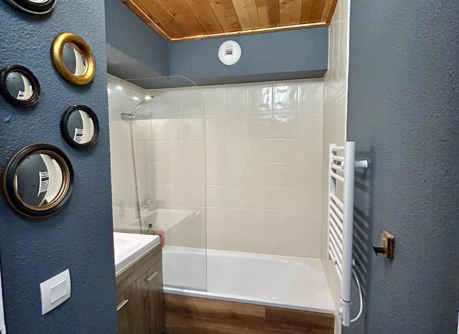 Апартаменты Appartement Renove Au Pied Des Pistes Avec Piscine, Sauna, Linge Inclus Et Animaux Acceptes Флюме Франция